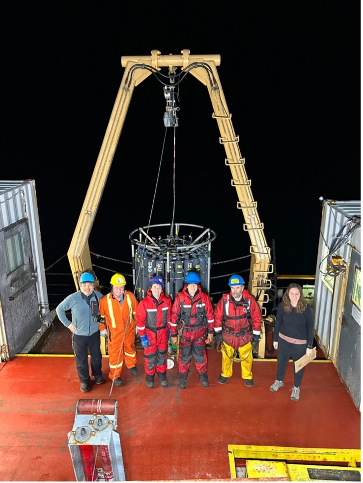 The nighttime watch-standers after a CTD rosette cast on the MK-Line (Photo by Sarah Zimmermann)