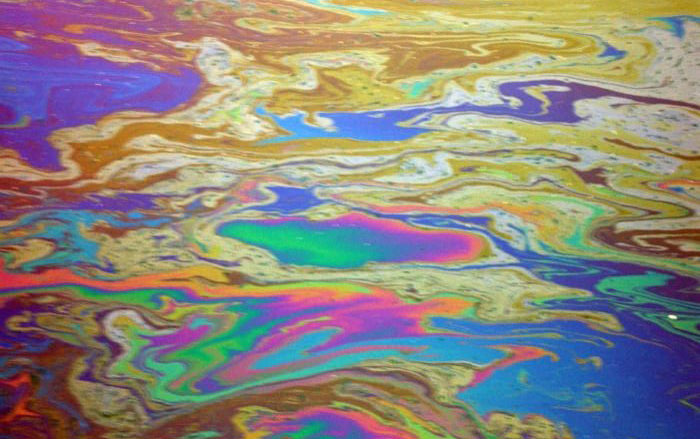 oil spill topic
