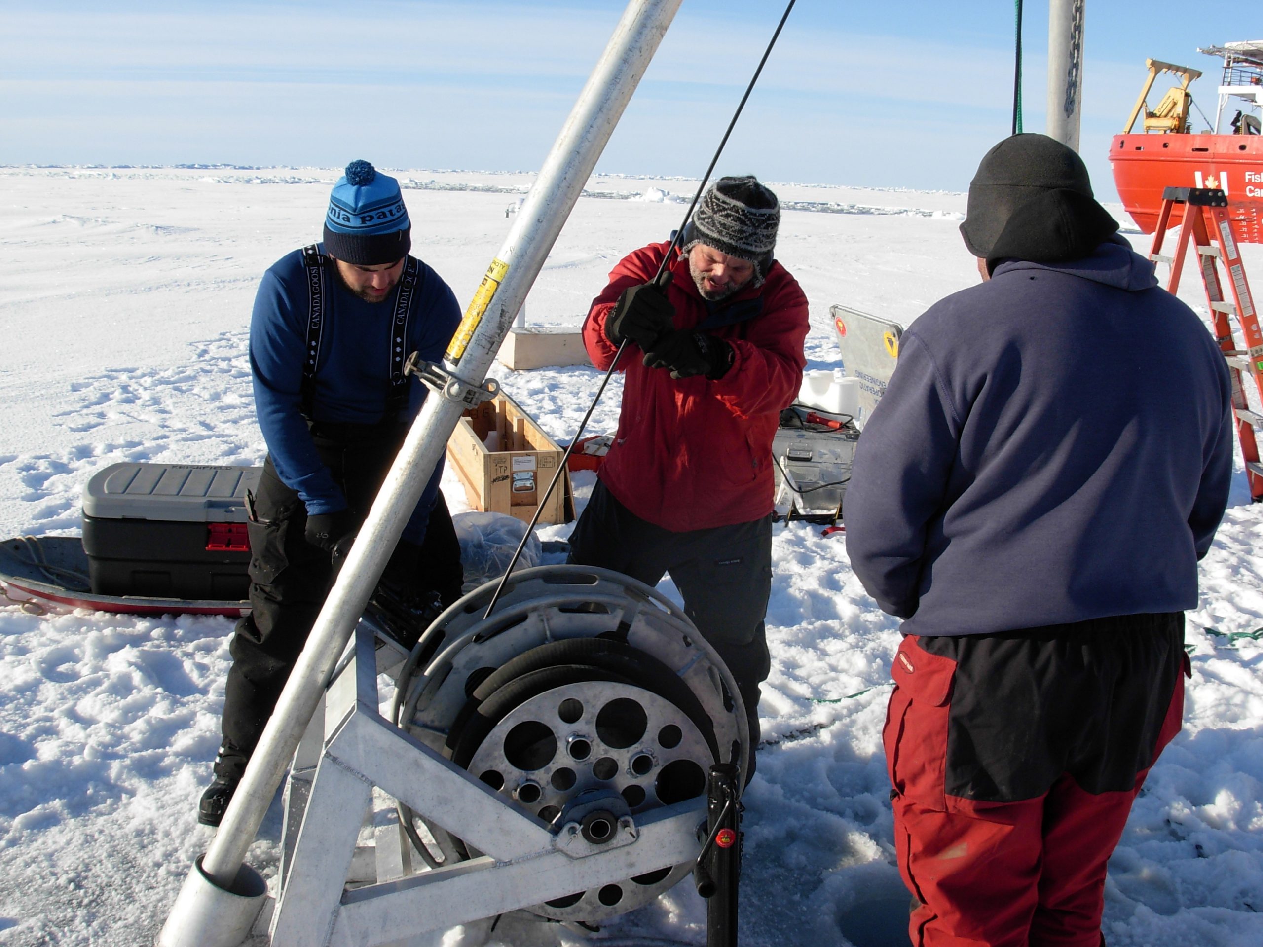 The ITP deployment winch is operated by Nico Llanos while O’Brien tends the wire. (Photo by Rick Krishfield)