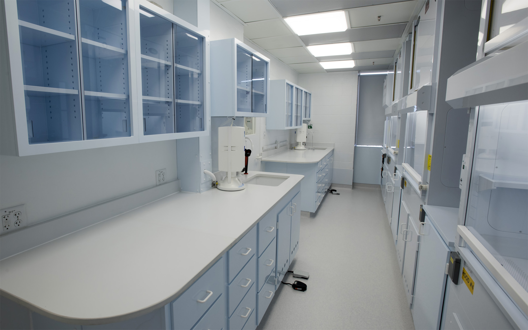 Clean Room Clark 448 Clean Room. Photo by Tom Kleindinst.