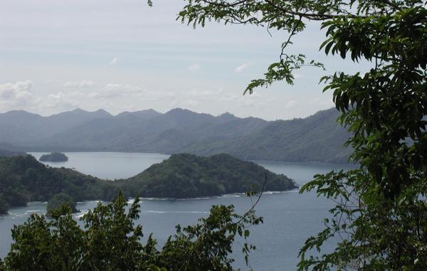 Bahía Honda, Panama. May 2001