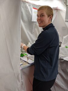 Sampling barite formation experiments at 2am in the Pacific Sector of the Southern Ocean (RR2004, 2021)