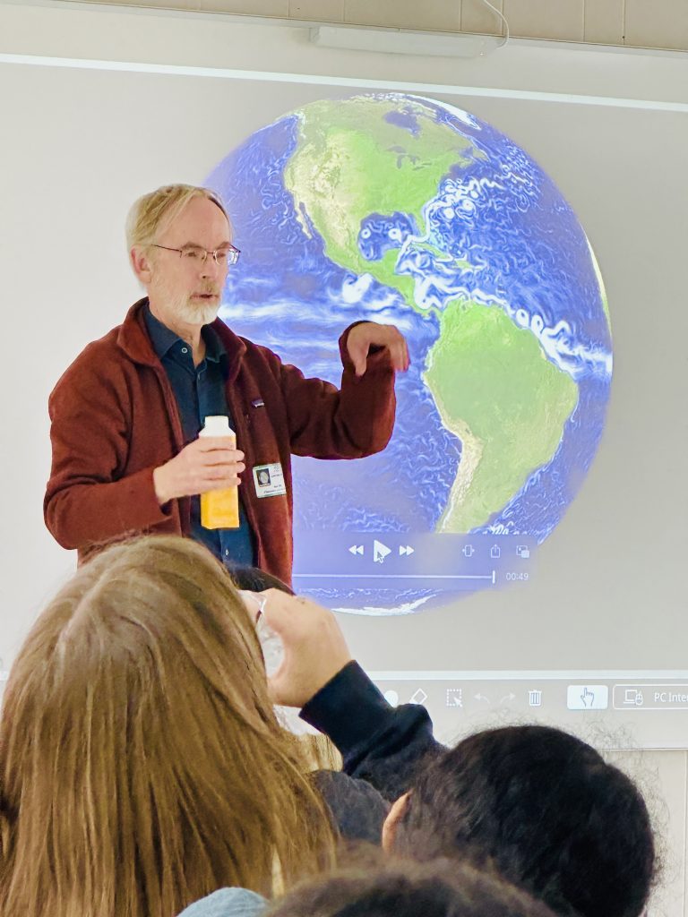 Larry talks to 7th grade students in Dawna Garvine’s STEM class at Pleasanton (TX) Junior High.